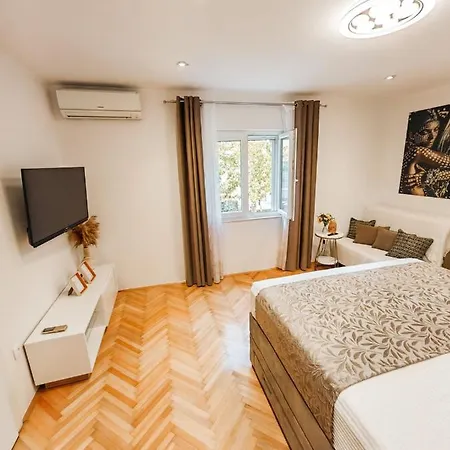 Desire Apartment *